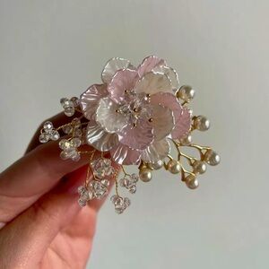 Pink Floral Pearl Crystal Brooch